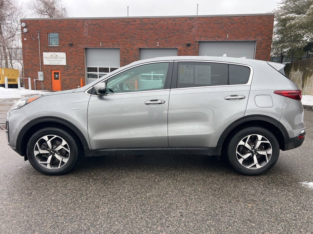 Used 2020 Kia Sportage LX w/ LX Popular Package image 2