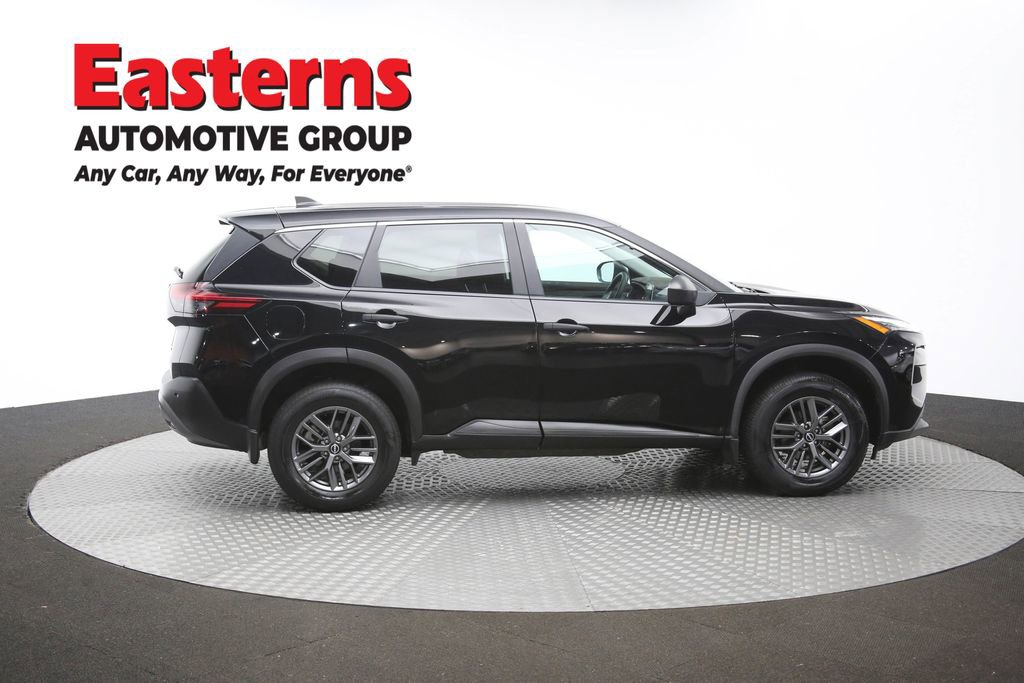 Used 2023 Nissan Rogue S AWD/4WD image 43