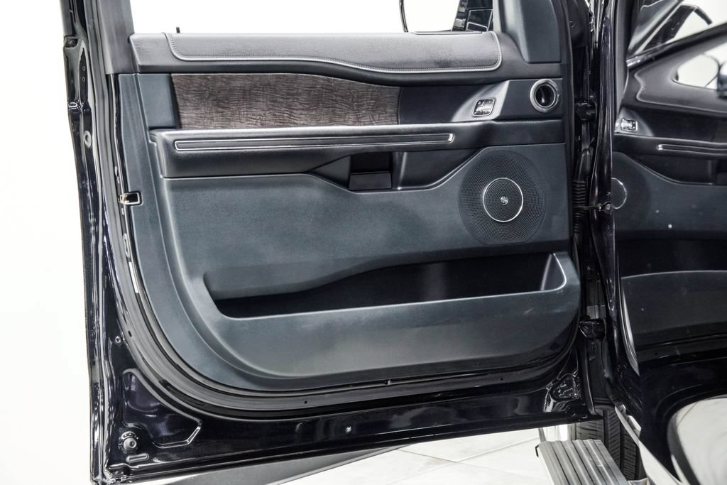 Used 2018 Ford Expedition Max Limited w/ Equipment Group 302A AWD/4WD image 47
