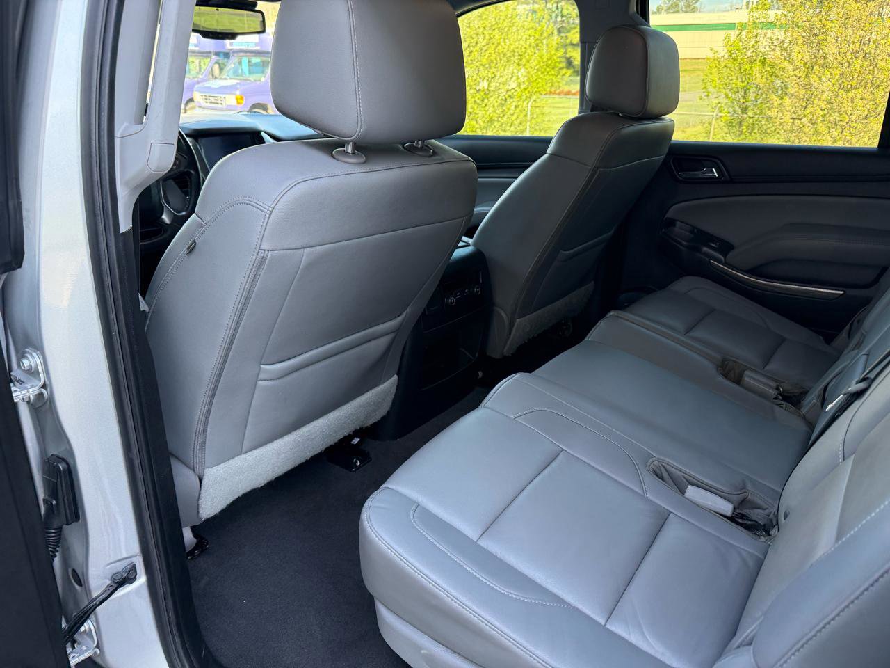 Used 2019 Chevrolet Suburban LT image 22