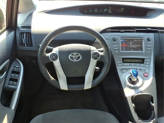 Used 2014 Toyota Prius Two FWD image 6