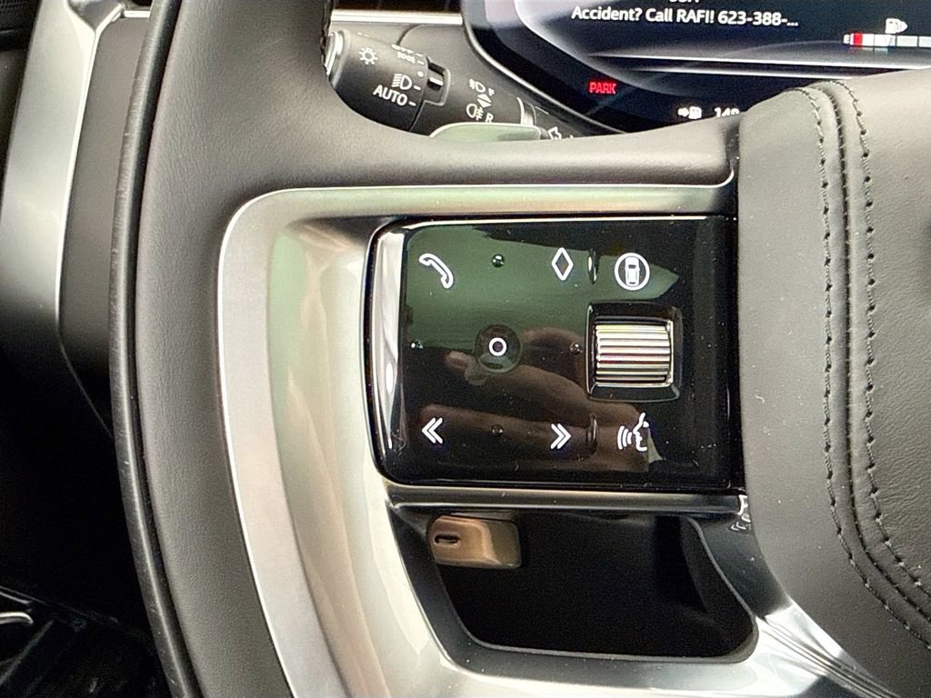 New 2026 Land Rover Range Rover SE image 12
