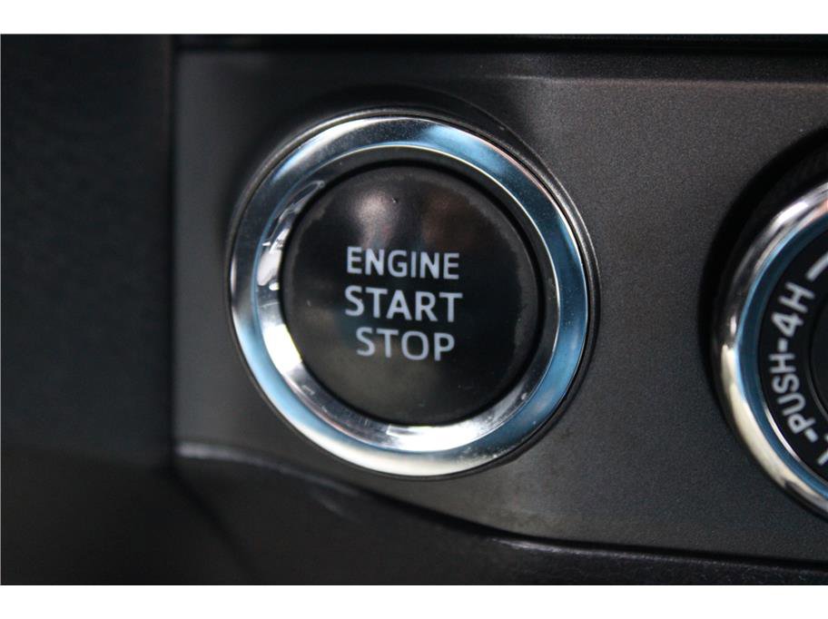 Used 2017 Toyota Tacoma TRD Off-Road w/ Premium & Technology Package image 22