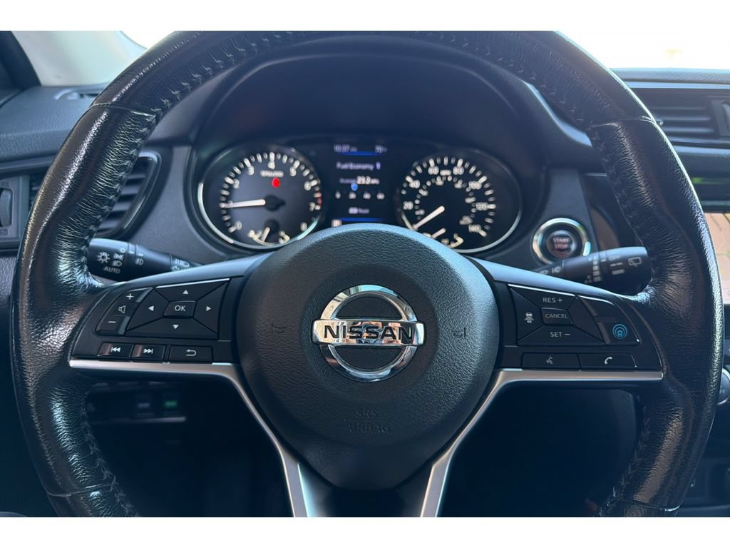 Used 2018 Nissan Rogue SL w/ Premium Package FWD image 27