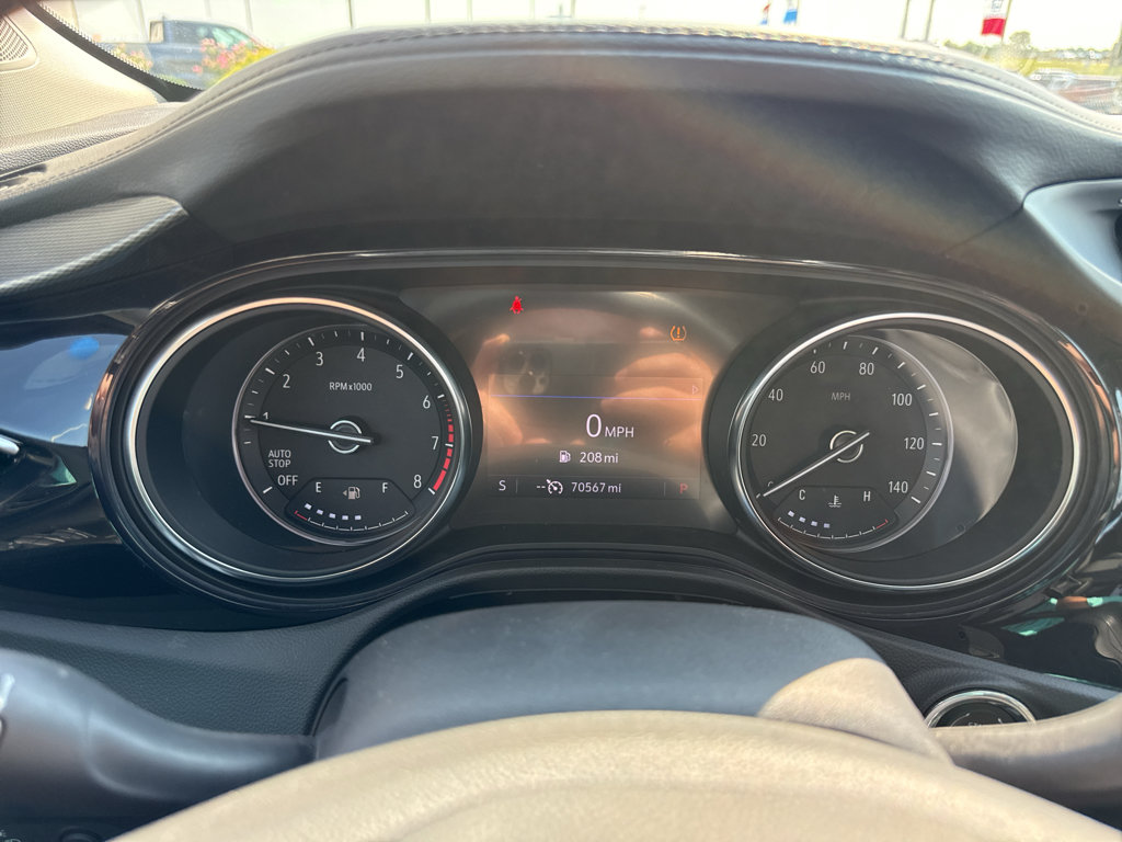 Used 2023 Buick Encore GX Select FWD image 23