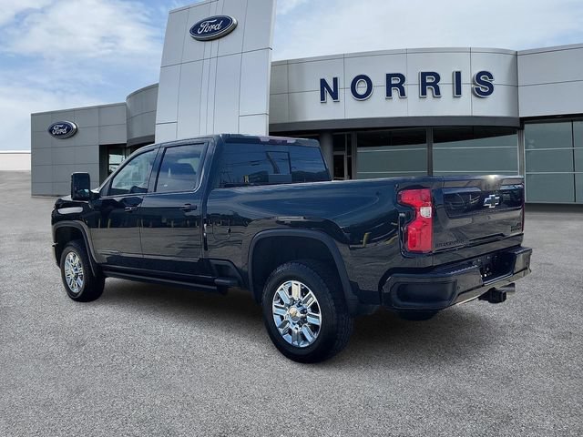 Used 2024 Chevrolet Silverado 2500 High Country w/ High Country Premium Package AWD/4WD image 3