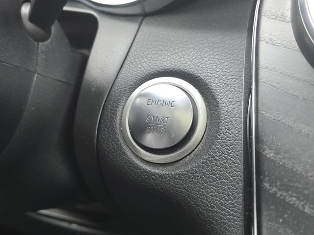 Used 2017 Mercedes-Benz GLC 300 4MATIC image 37