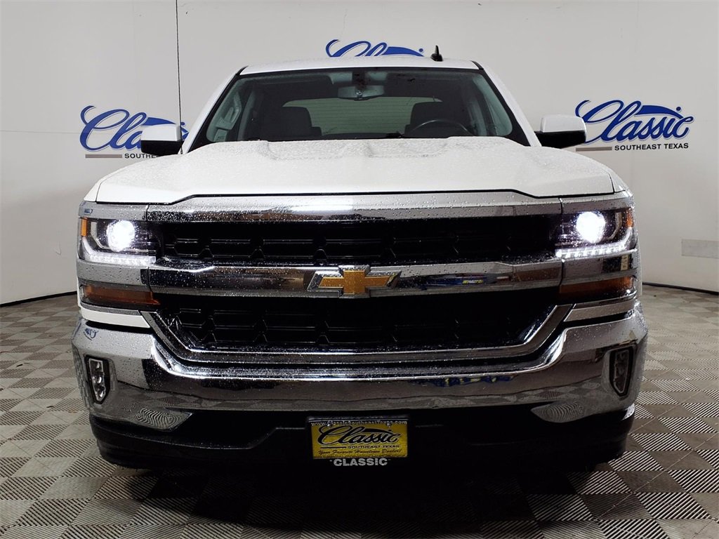 Used 2018 Chevrolet Silverado 1500 LT w/ Texas Edition image 3