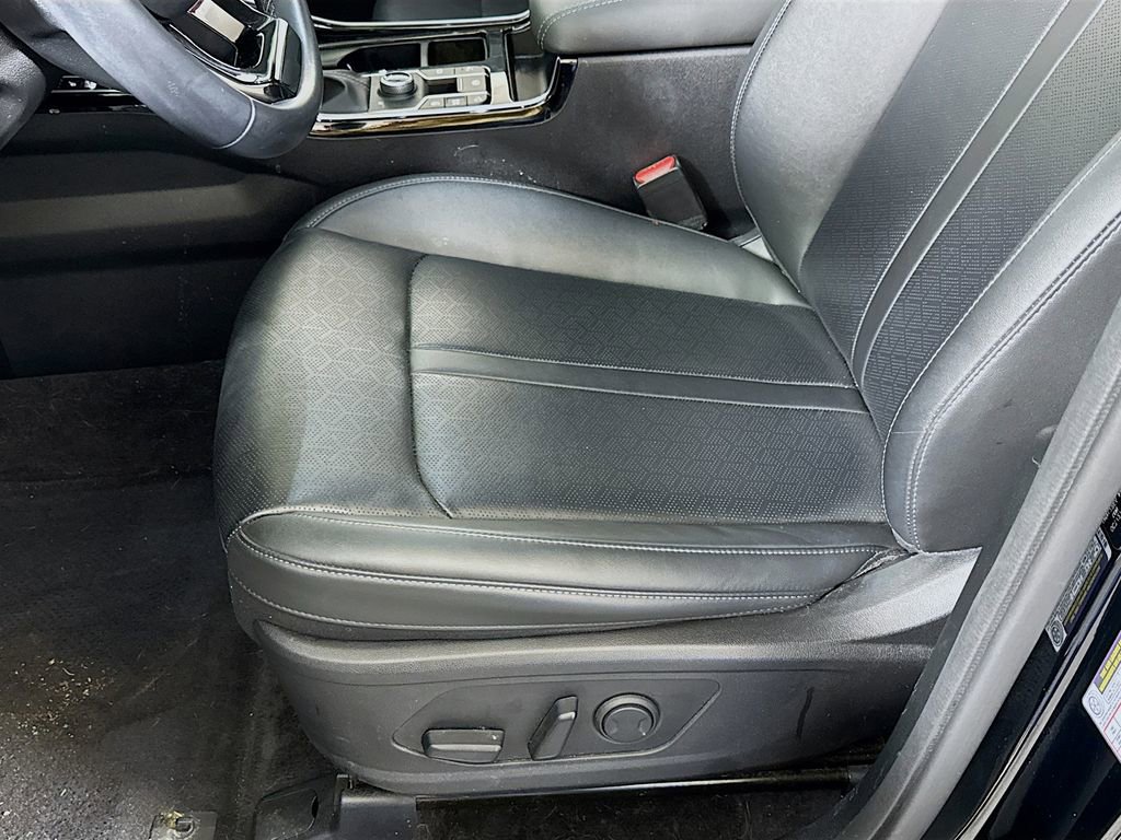 Used 2023 Kia Sorento SX image 19