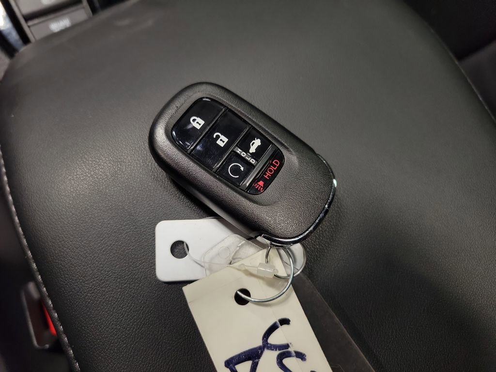 Used 2025 Honda Accord Sport image 15