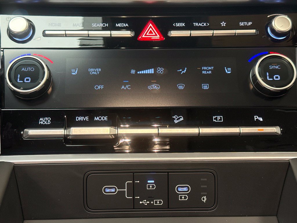 New 2027 Hyundai Santa Fe SEL FWD image 16