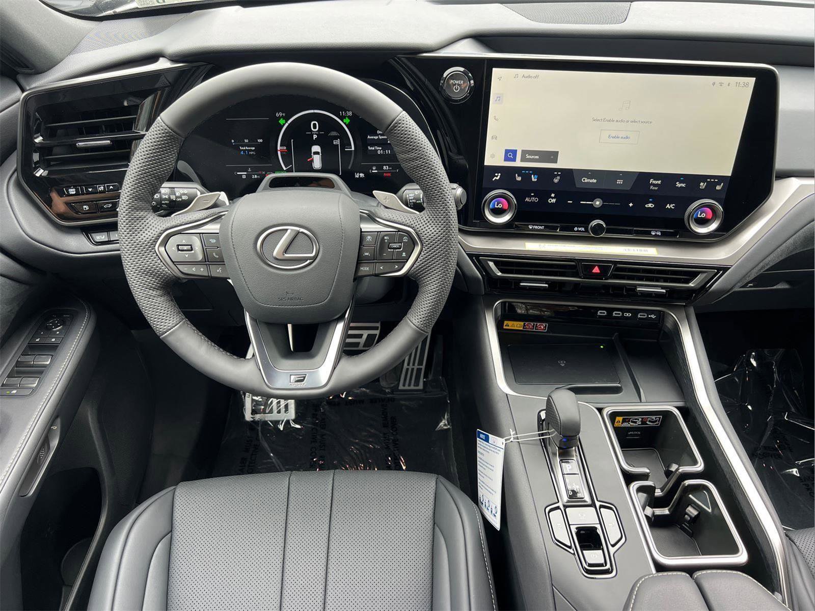 New 2026 Lexus TX 500h AWD image 17