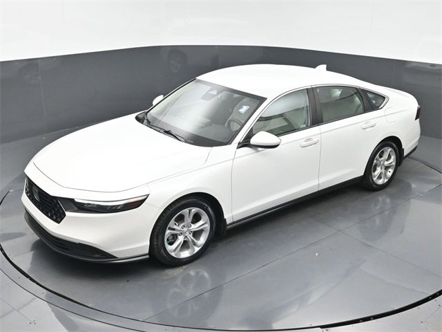 Certified 2023 Honda Accord LX image 31