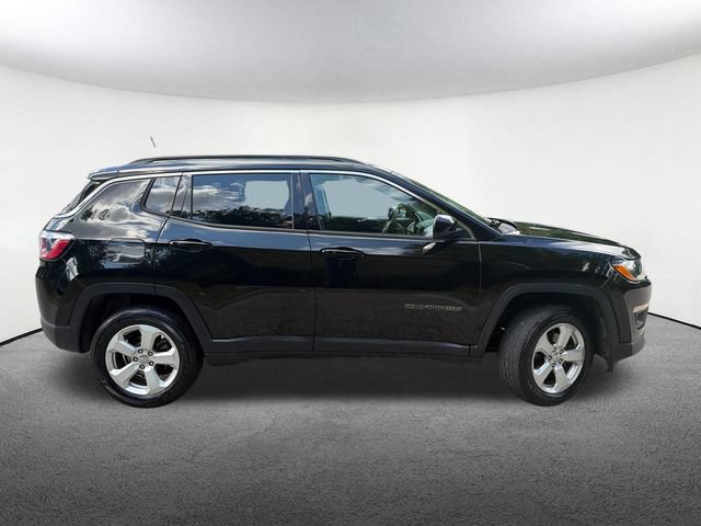 Used 2018 Jeep Compass Latitude w/ Popular Equipment Group AWD/4WD image 15