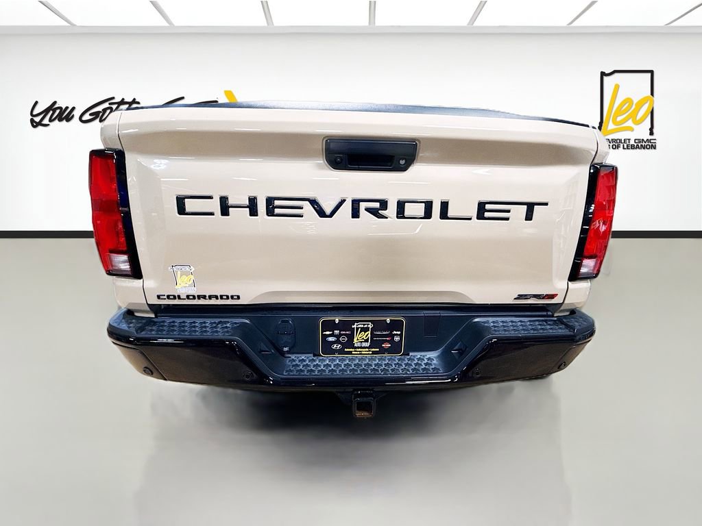 Used 2024 Chevrolet Colorado ZR2 w/ Technology Package AWD/4WD image 6