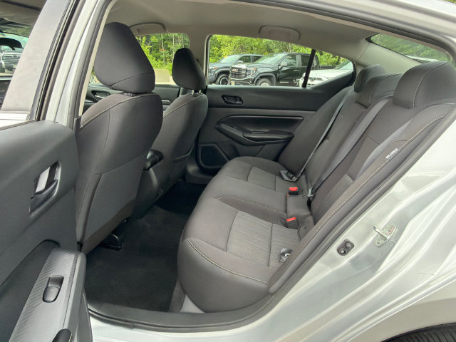 Used 2024 Nissan Altima 2.5 SV AWD/4WD image 16