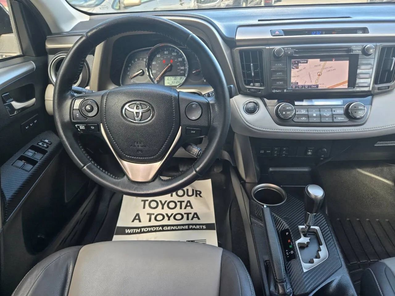 Used 2014 Toyota RAV4 Limited image 46