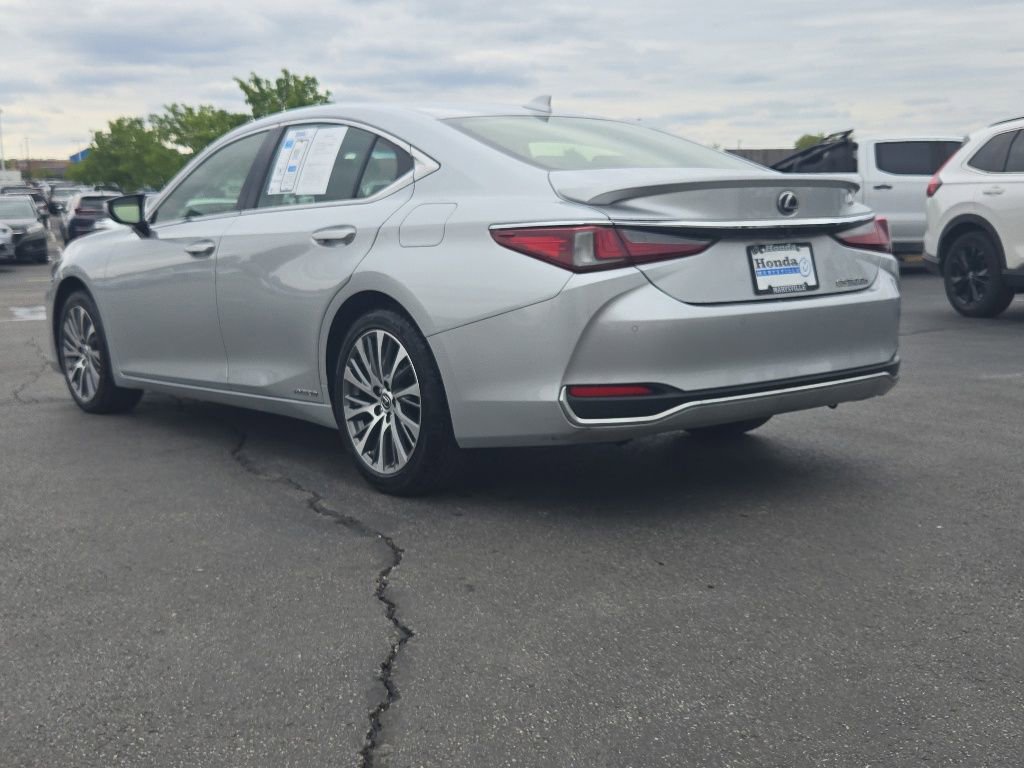 Used 2019 Lexus ES 300h w/ Premium Package FWD image 5