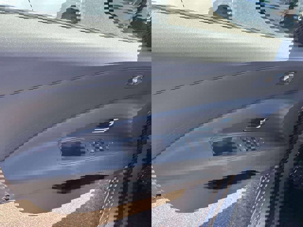 Used 2022 Hyundai Elantra SEL FWD image 14