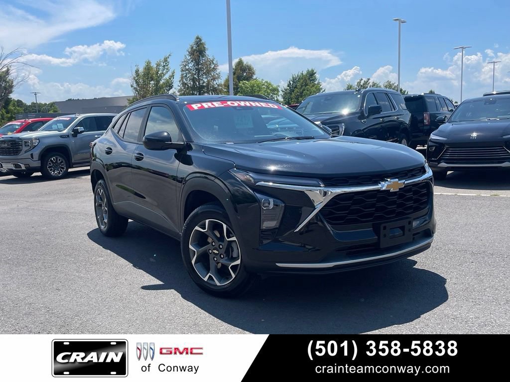 Used 2025 Chevrolet Trax LT