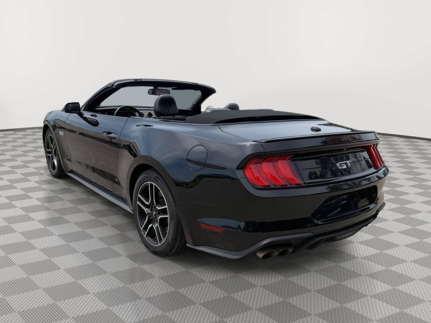 Used 2019 Ford Mustang GT Premium w/ Equipment Group 401A RWD image 5