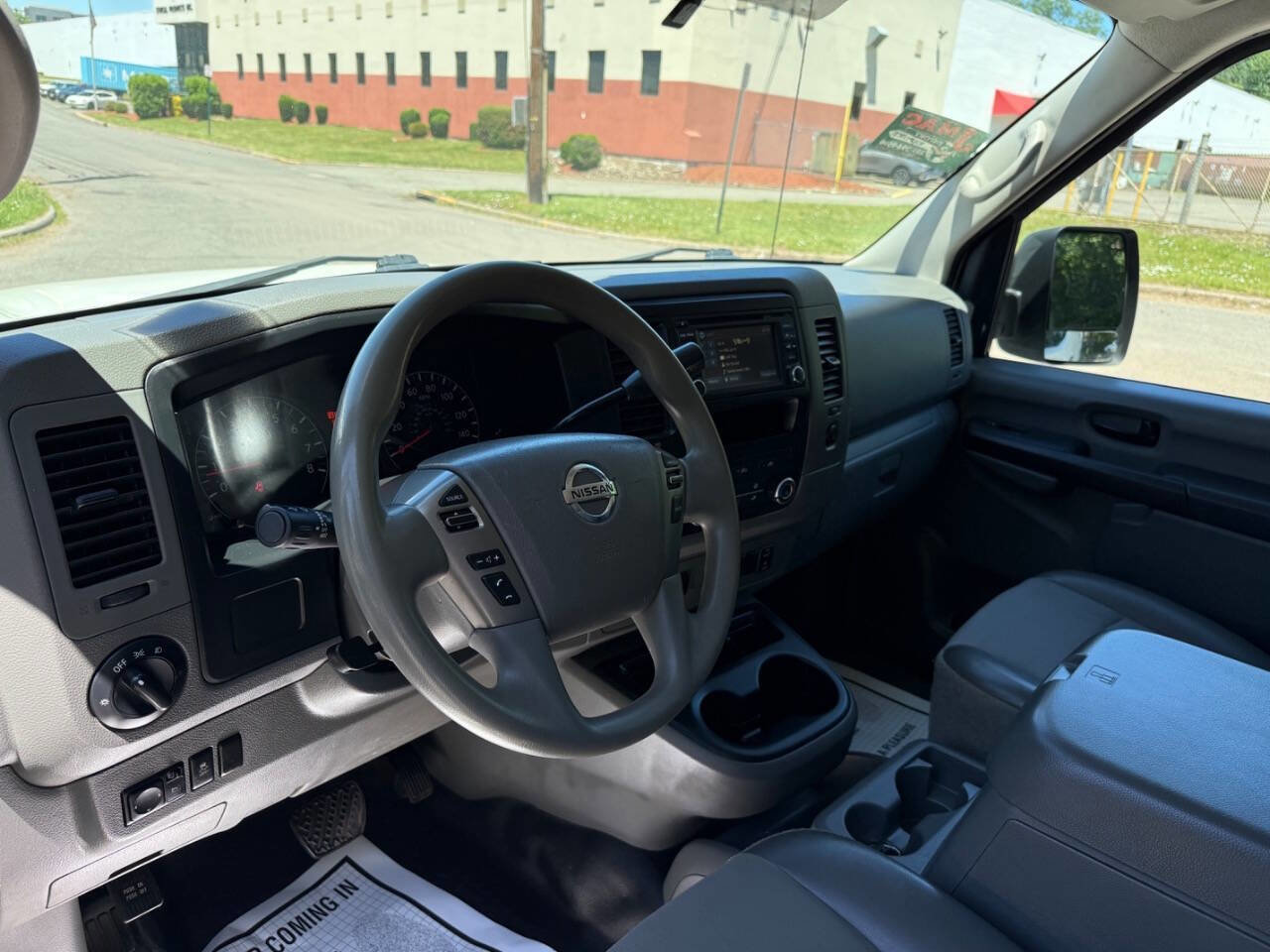 Used 2019 Nissan NV 2500 SV w/ Navigation Package RWD image 9