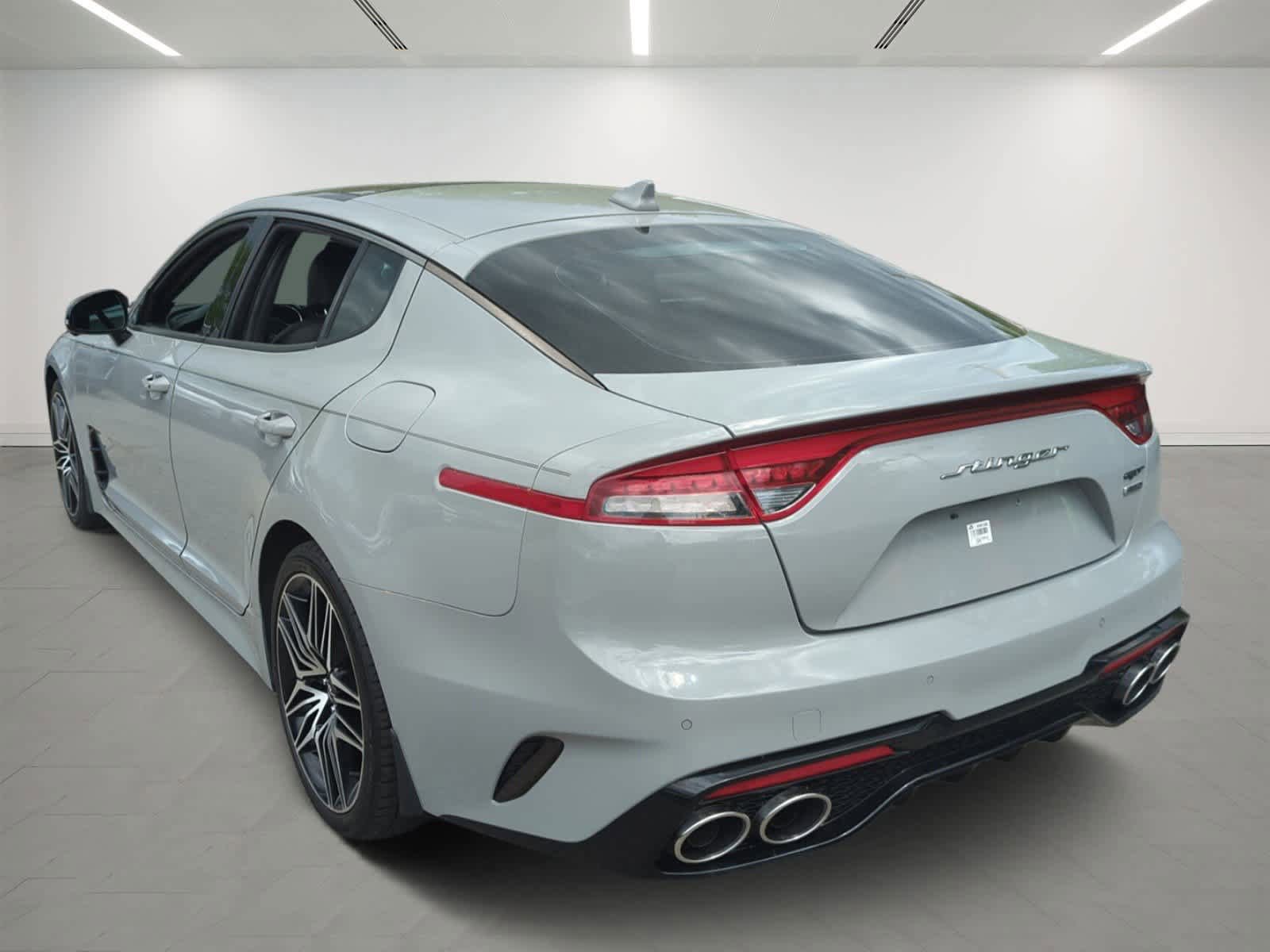 Used 2022 Kia Stinger GT2 AWD/4WD image 4