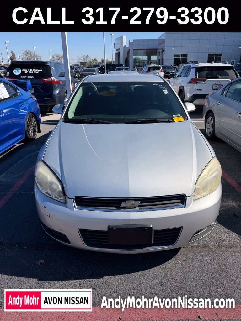 Used 2011 Chevrolet Impala LT w/ Luxury Edition Package FWD image 2