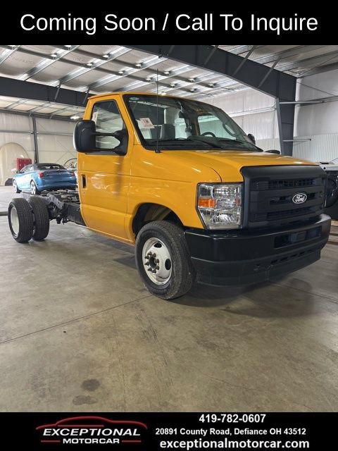 Used 2027 Ford E-350 and Econoline 350 Super Duty w/ Power Equipment Group RWD image 1