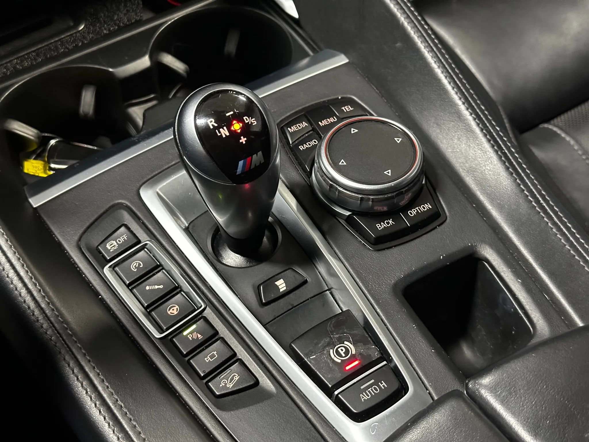 Used 2015 BMW X6 M Sport Utility 4D image 48