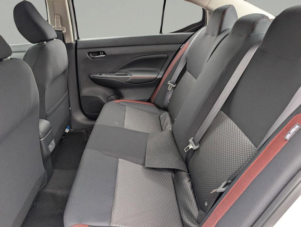 New 2025 Nissan Versa SR w/ Trunk Package image 14