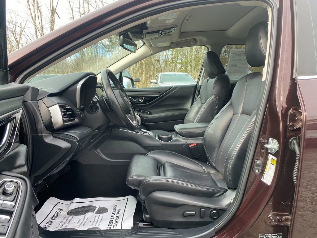 Used 2023 Subaru Outback Limited image 12