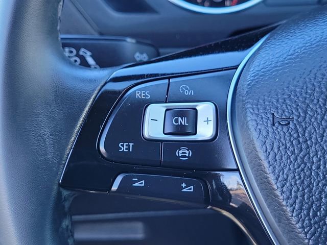 Used 2020 Volkswagen Tiguan SEL image 23