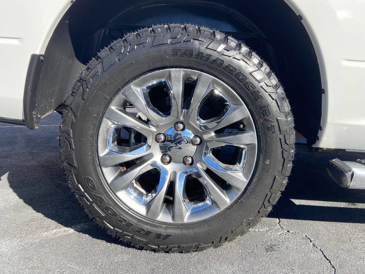 Used 2014 RAM 1500 Limited image 25