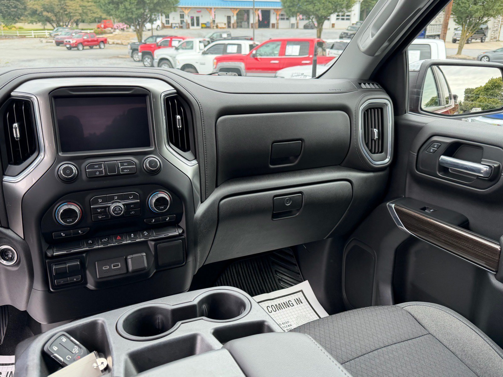 Used 2020 Chevrolet Silverado 1500 LT w/ All-Star Edition AWD/4WD image 18