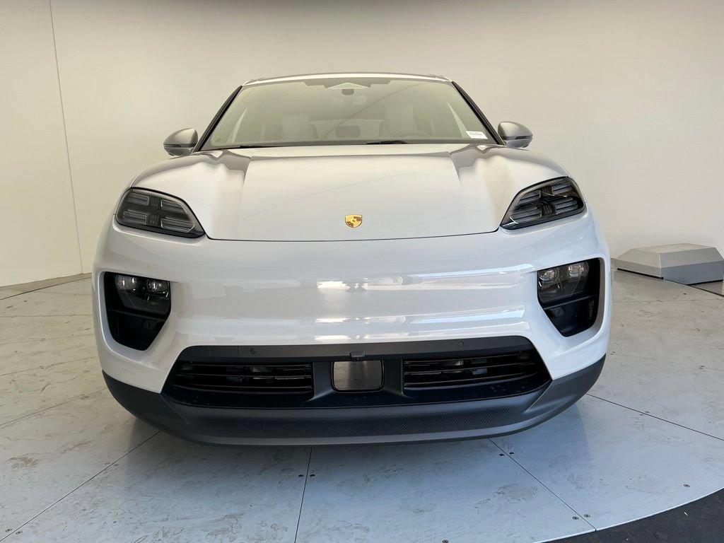 New 2026 Porsche Macan 4 Electric AWD/4WD image 25