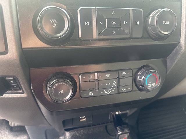 Used 2022 Ford F250 XL w/ STX Appearance Package AWD/4WD image 29