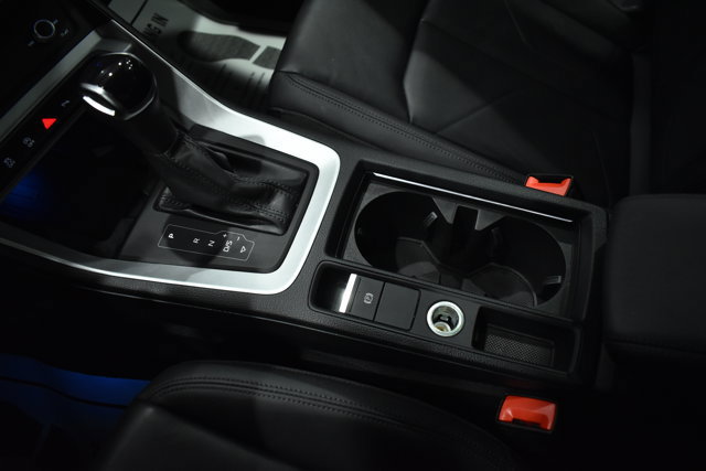 Used 2022 Audi Q3 2.0T Premium Plus w/ Premium Plus Package image 22