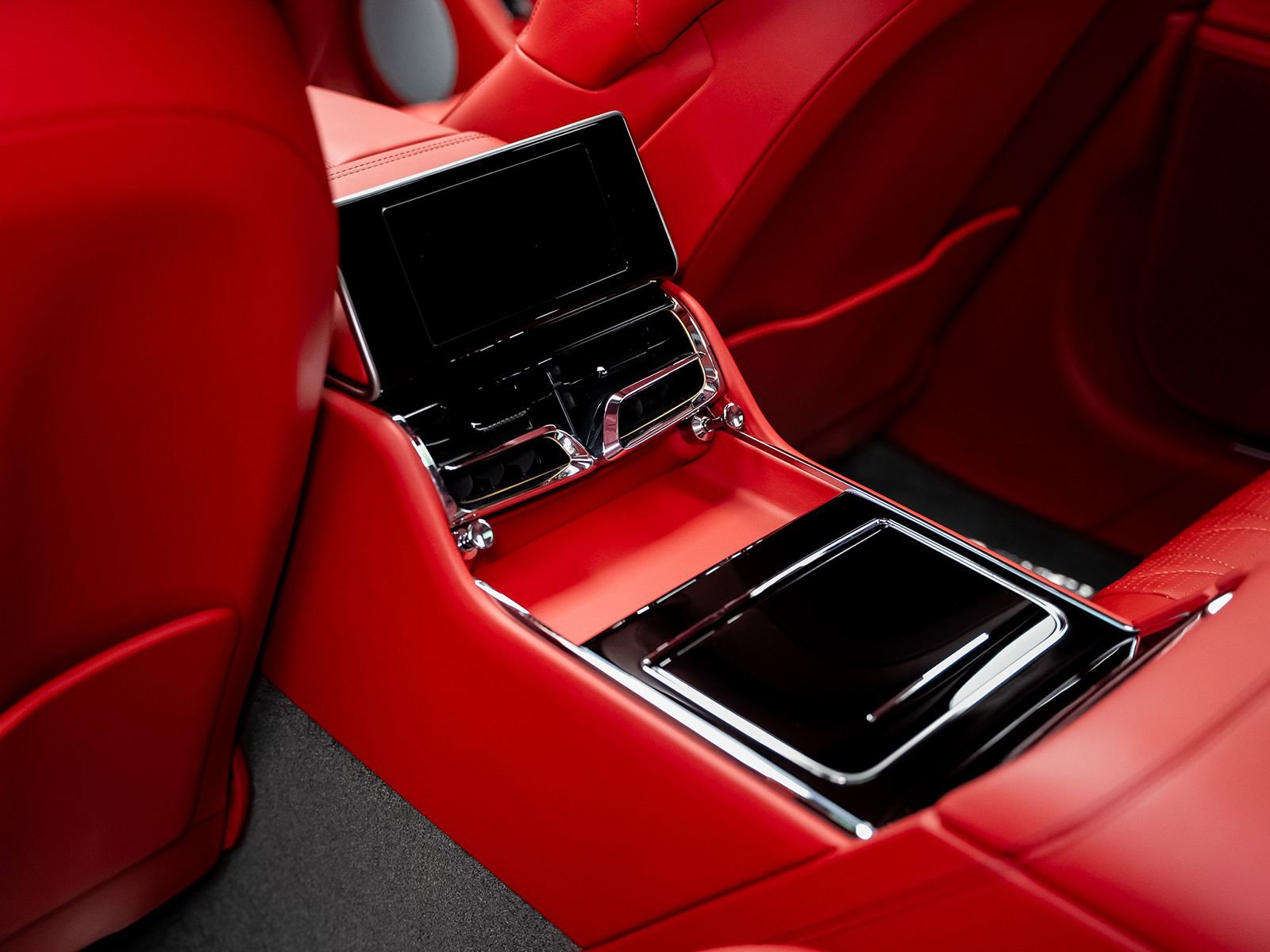 Used 2022 Bentley Flying Spur V8 image 40