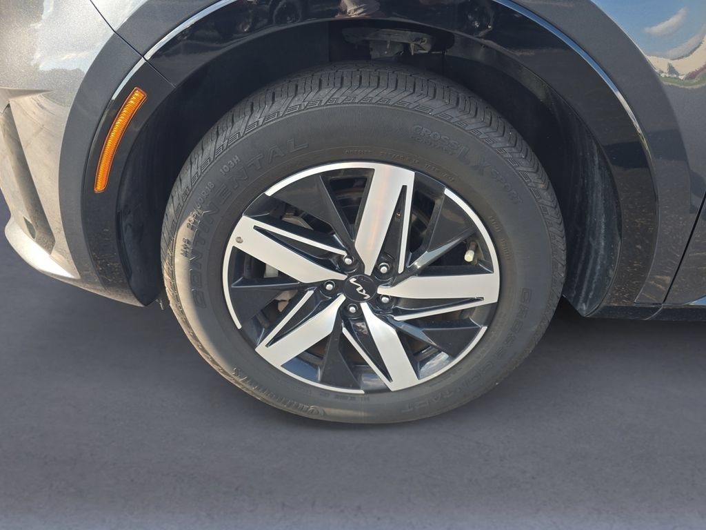 Used 2023 Kia Sorento S FWD image 10