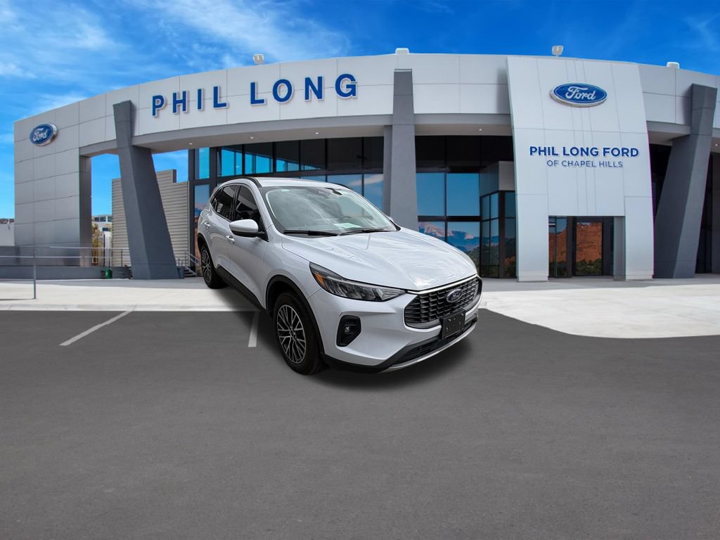 Used 2025 Ford Escape SE FWD image 8