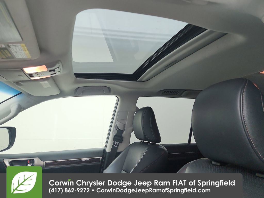 Used 2017 Lexus GX 460 Luxury w/ Preferred Accessory Package image 31