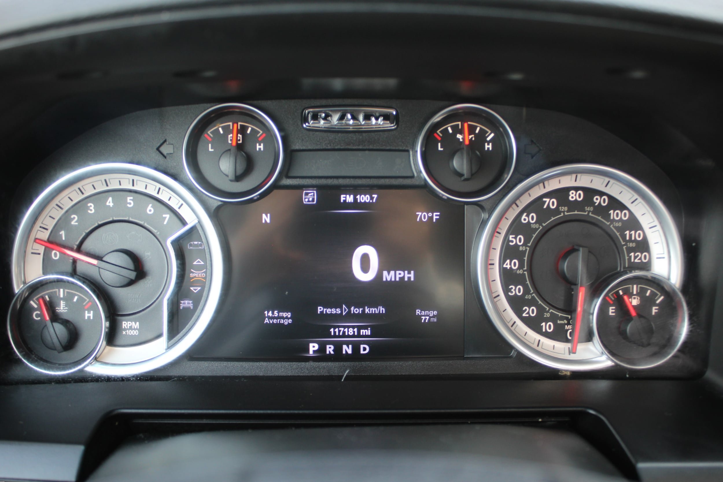 Used 2017 RAM 1500 Laramie w/ Convenience Group AWD/4WD image 29