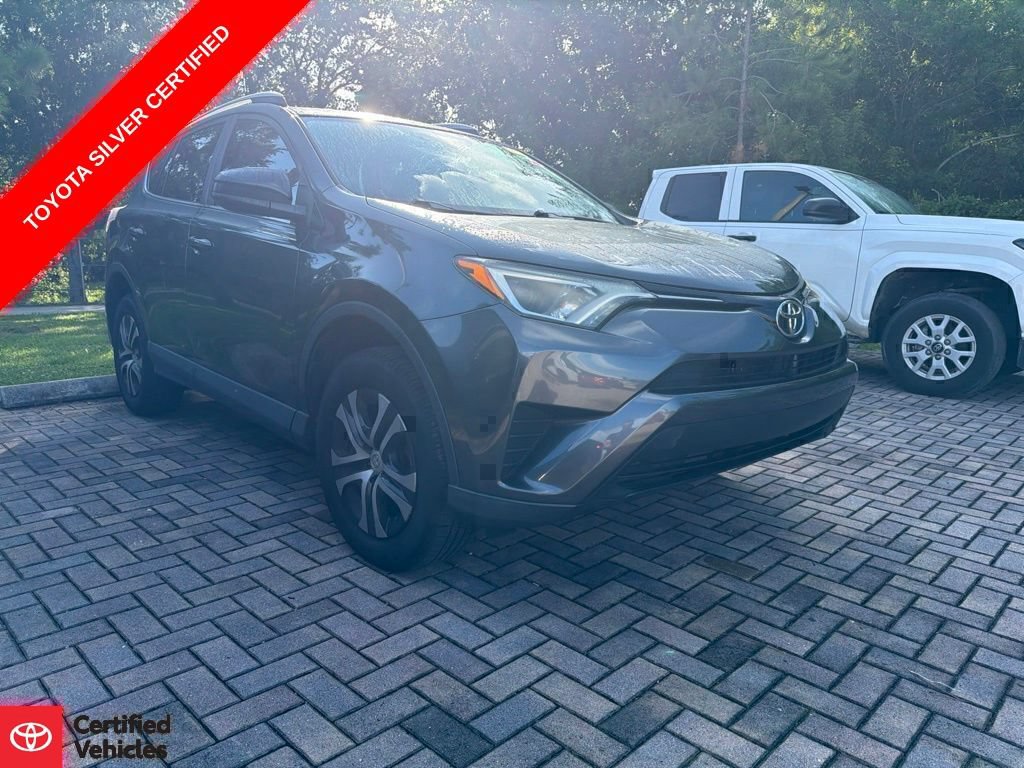 Used 2016 Toyota RAV4 LE FWD video 1