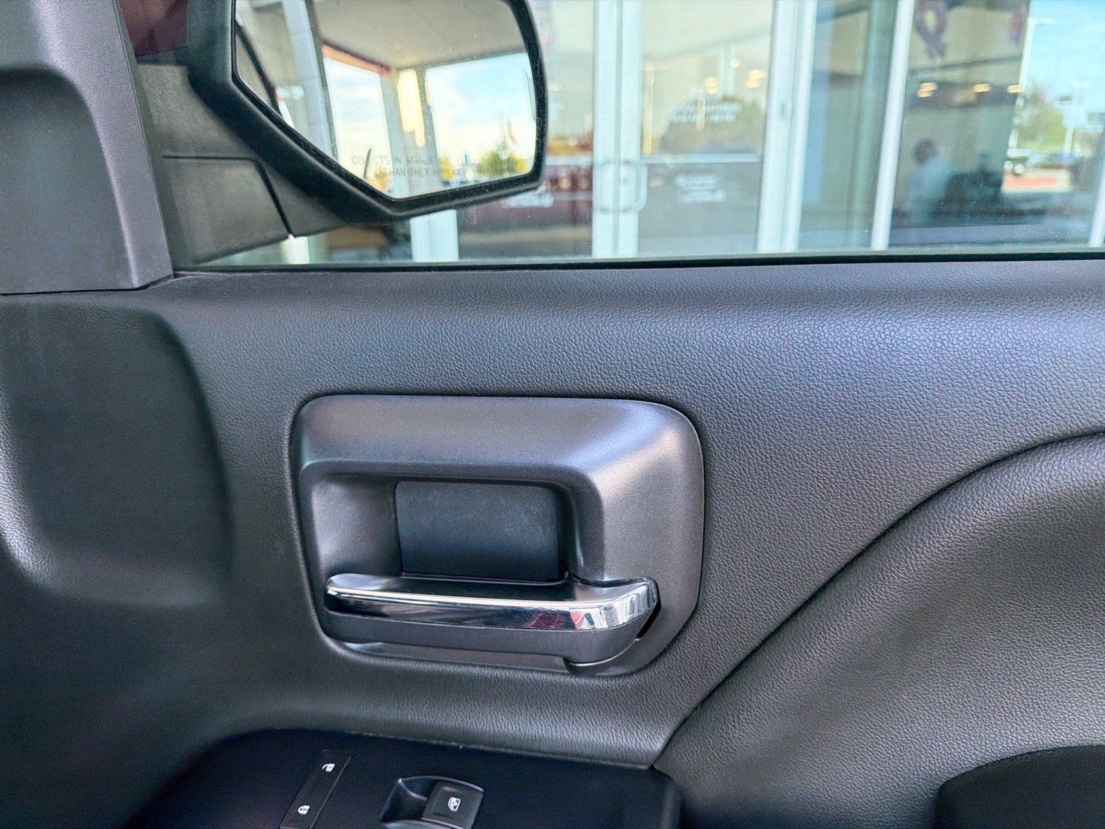 Used 2018 Chevrolet Silverado 1500 LT w/ Texas Edition AWD/4WD image 29