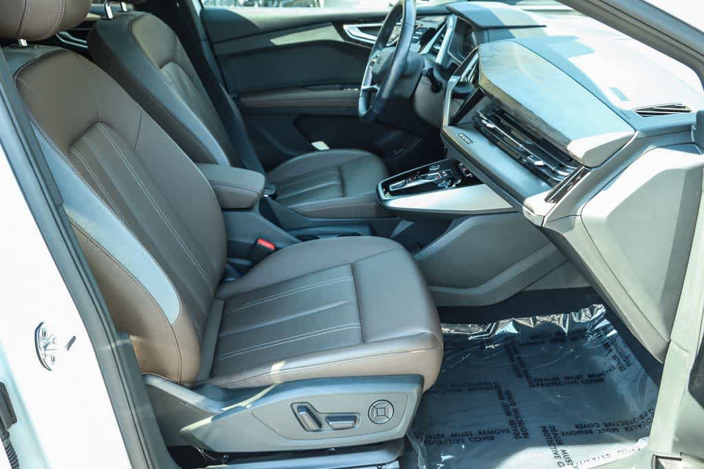 Used 2023 Audi Q4 e-tron Premium w/ Convenience Package AWD/4WD image 15