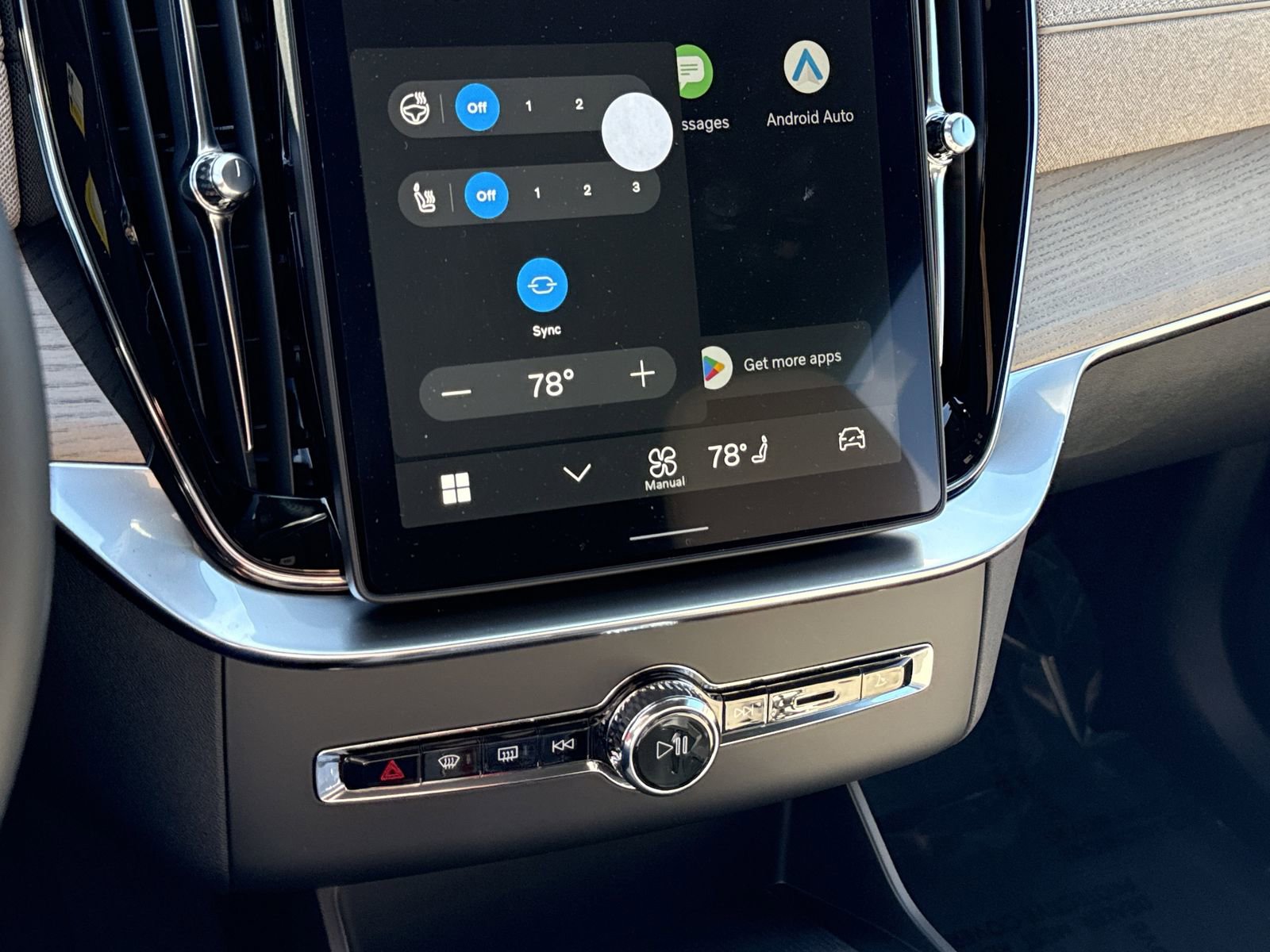 New 2026 Volvo XC90 B6 Plus w/ Protection Package Premier image 29