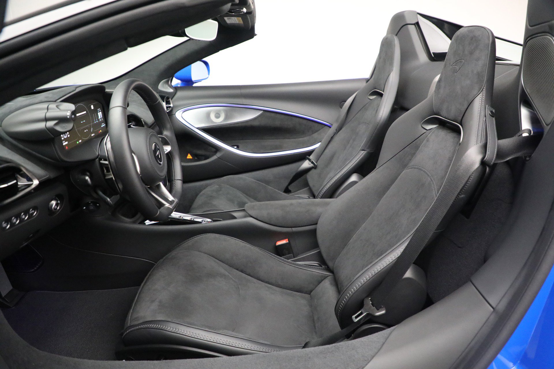 New 2025 McLaren Artura Spider image 35