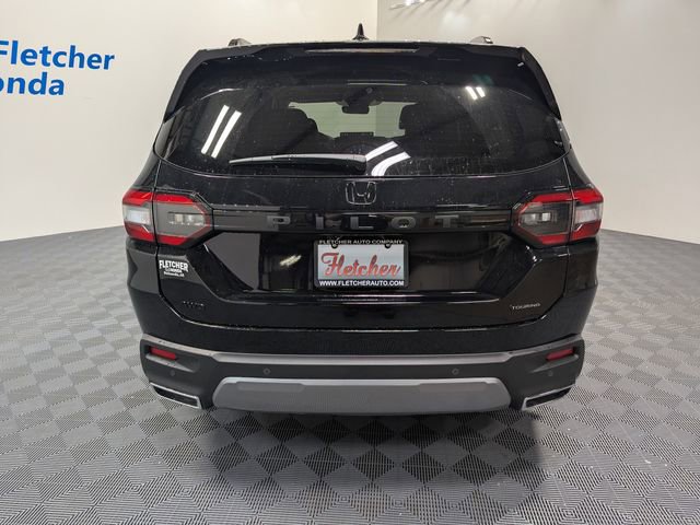 New 2026 Honda Pilot Touring image 5