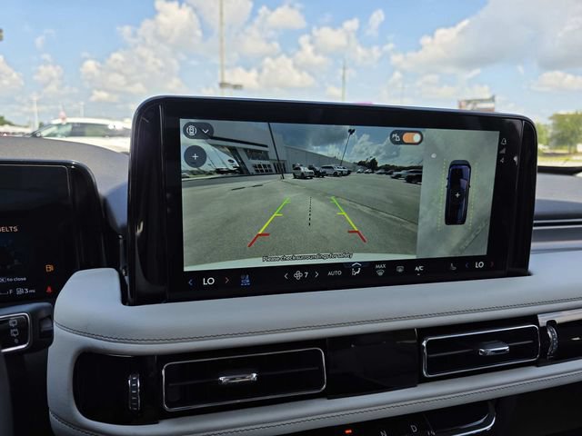 New 2026 Lincoln Aviator 2WD w/ Jet Appearance Package image 14